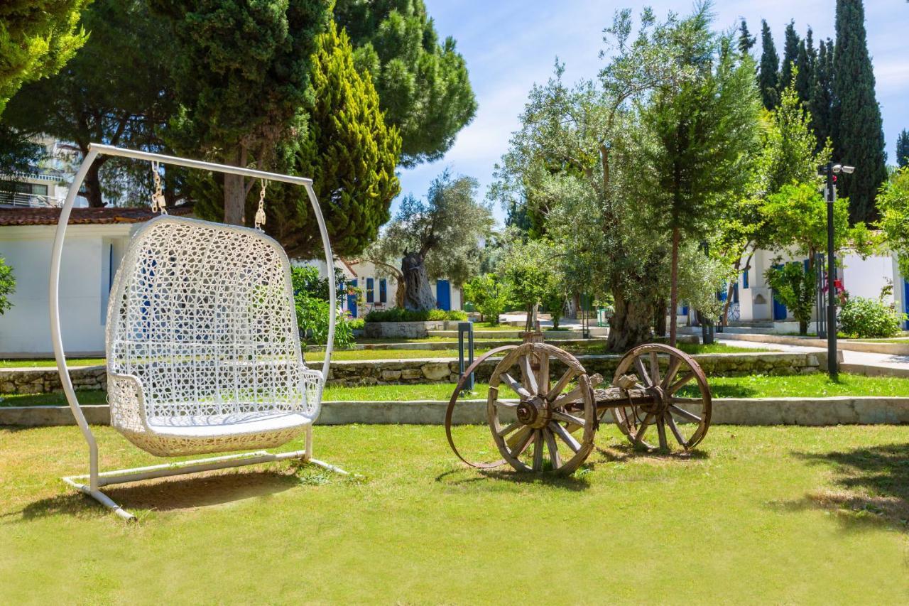 Risus Garden Marina Hotel Кушадасъ Екстериор снимка